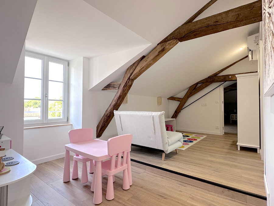 Coin enfants avec de nombreux jeux